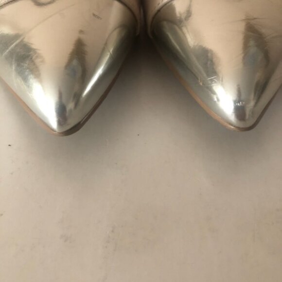 TAHARI Sabina nude and silver tip heels shoes 7.5 - Picture 4 of 8